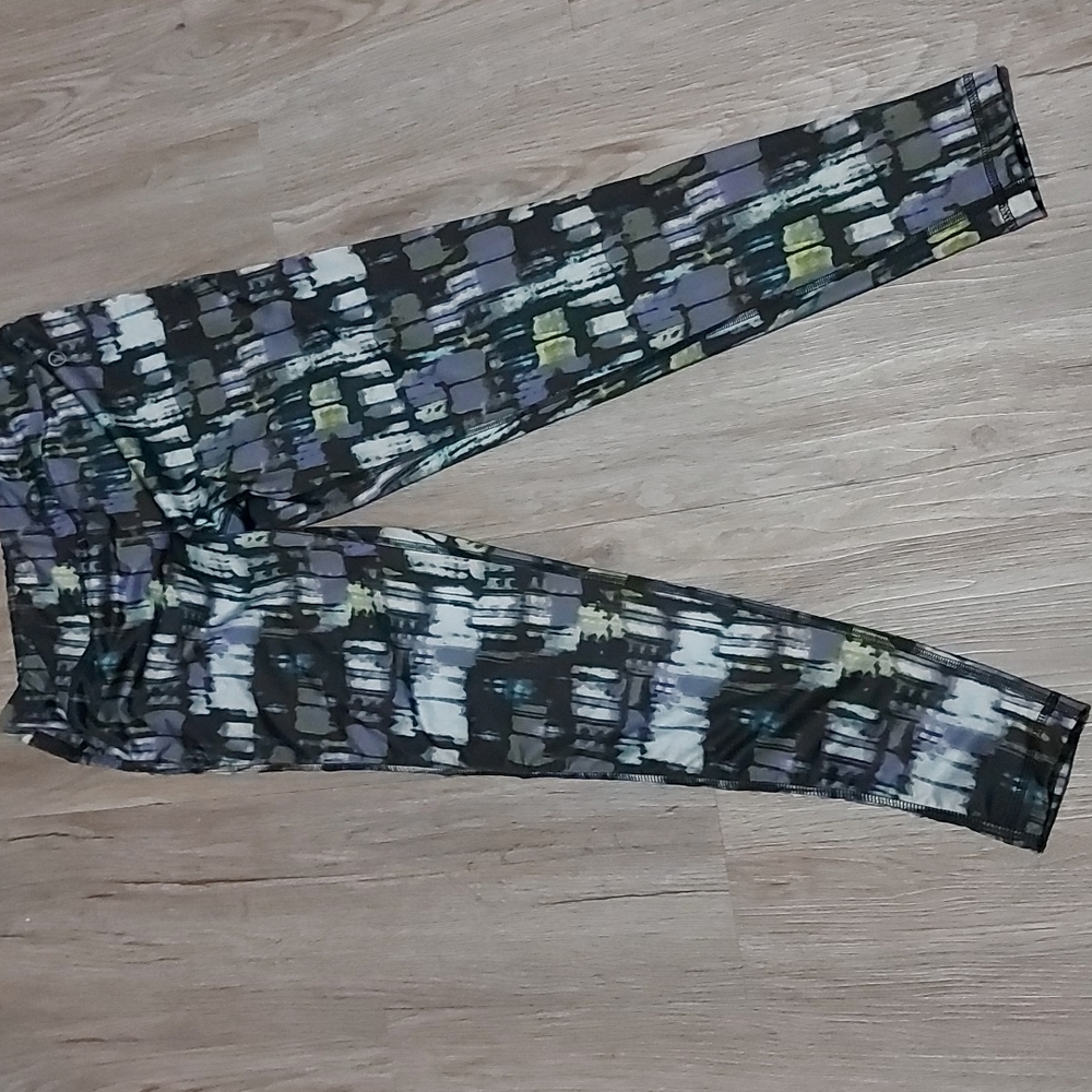 Voho Athletica leggings